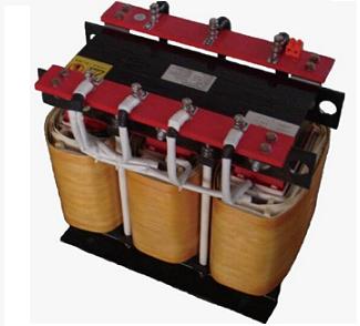 1451526750968608.jpg 變壓器.JPG